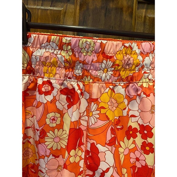 Avia Womens Running Shorts Size Large Orange Floral Print Double Layer W/Pocket - Picture 4 of 12